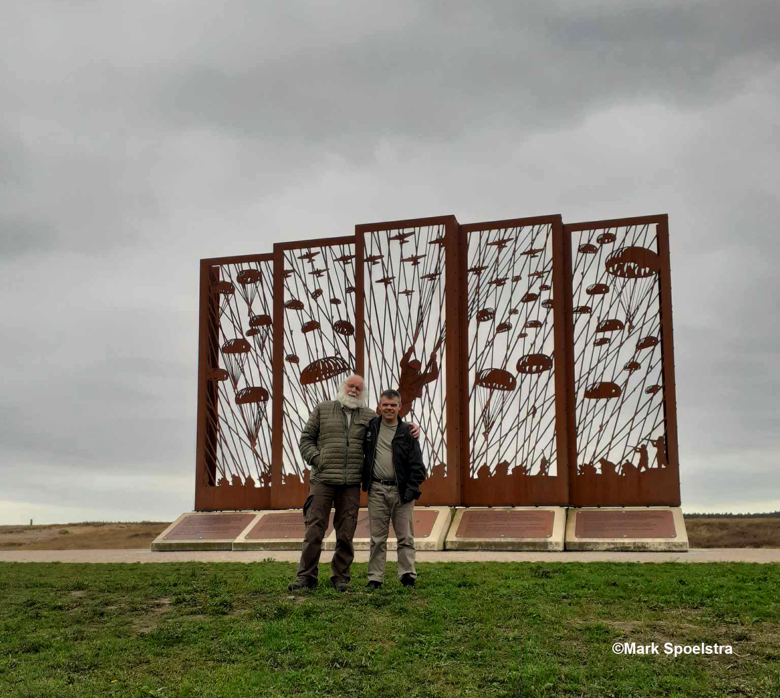 Het nieuwste grote monument. We will never forget! – Foto: ©Mark Spoelstra