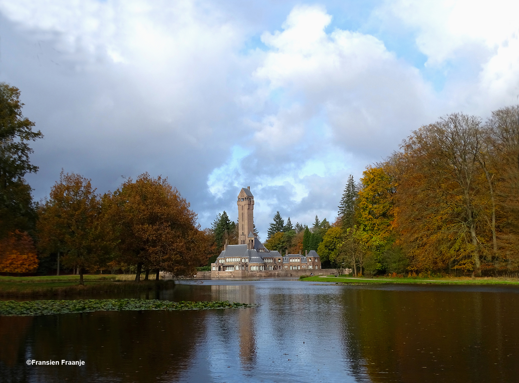 Het Jachthuis Sint Hubertus is de trots van de Hoge Veluwe - Foto: ©Fransien Fraanje